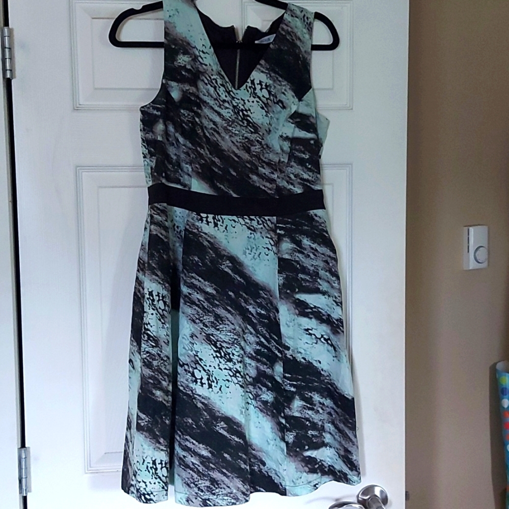 Mid-length dress
